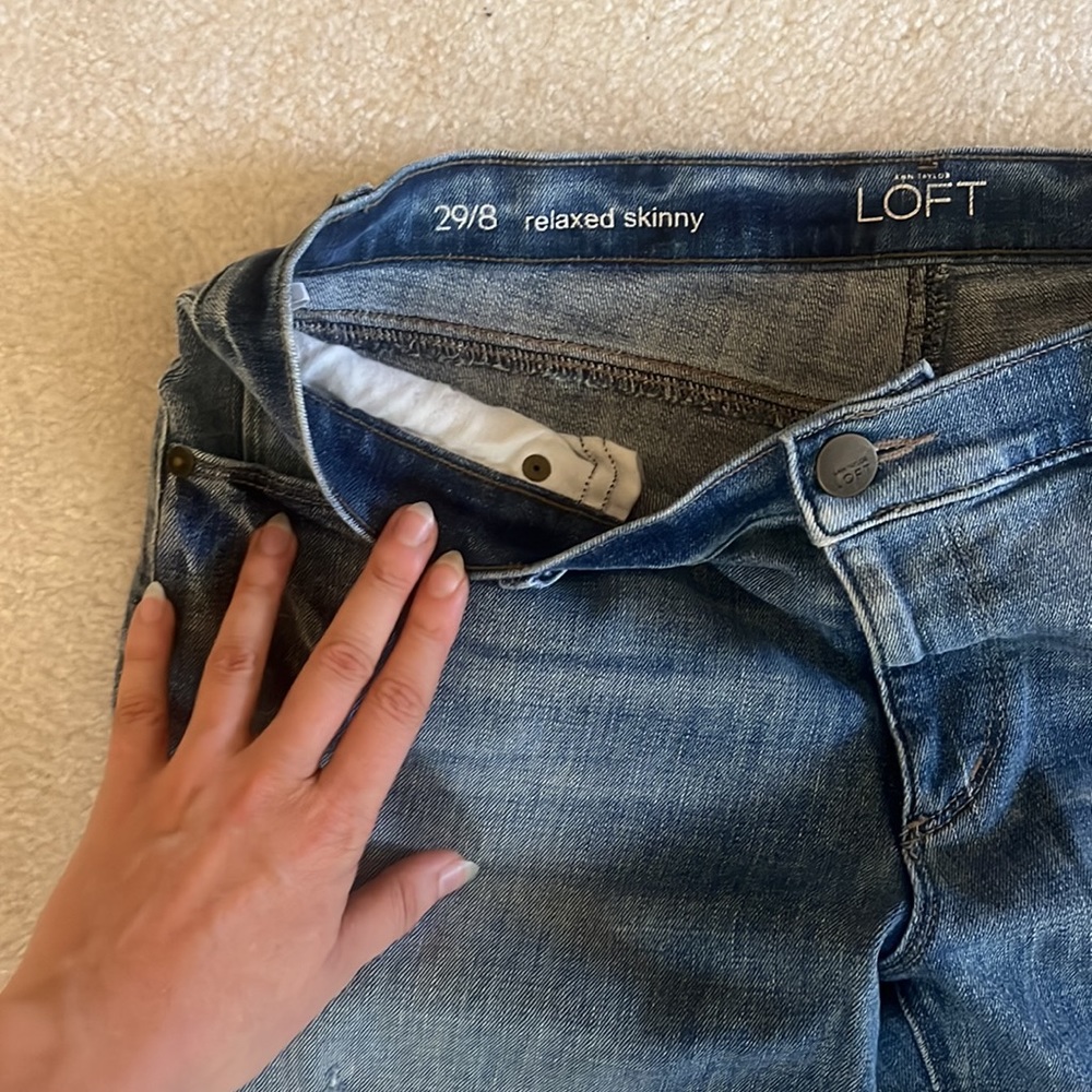 Comfortable, relaxed Ann Taylor loft skinny jeans size 29